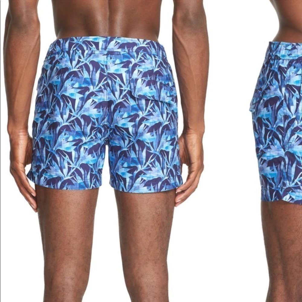 Onia Blue Bird Of Paradise Print Swim Trunks 4” - Picture 2 of 4
